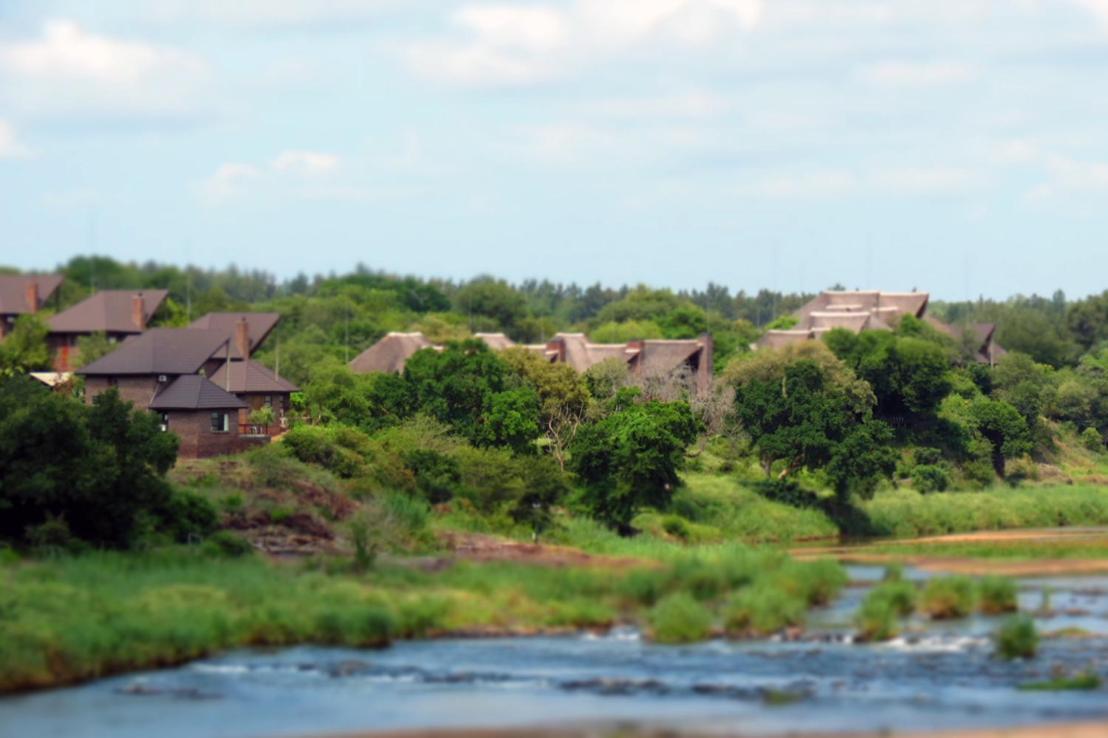 Ngwenya Lodge Marloth Park Exterior photo